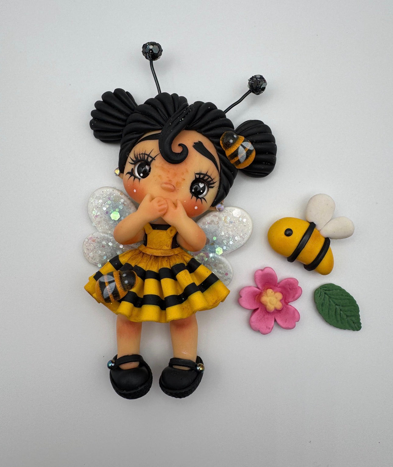 Bubble bee girl w/accessories