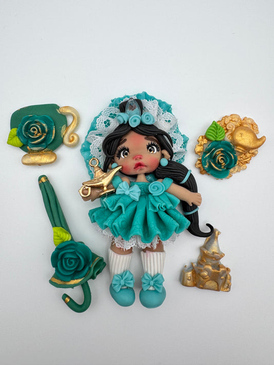 Vintage Jasmine w/accessories